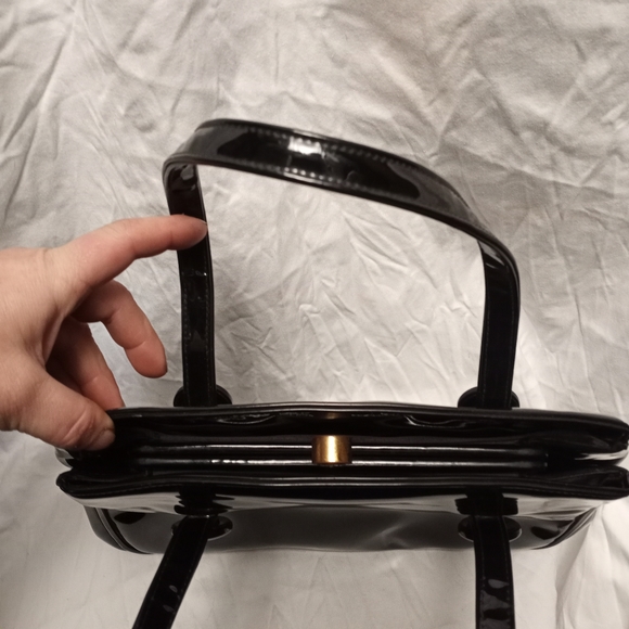 VINTAGE - BON-TON Black Patent Satchel w/Toggled Framed Center Compartme… - Picture 5 of 5